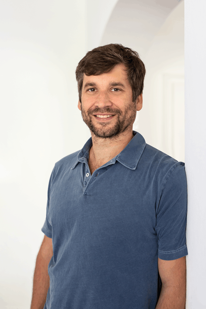 Dr. Dennis Porz